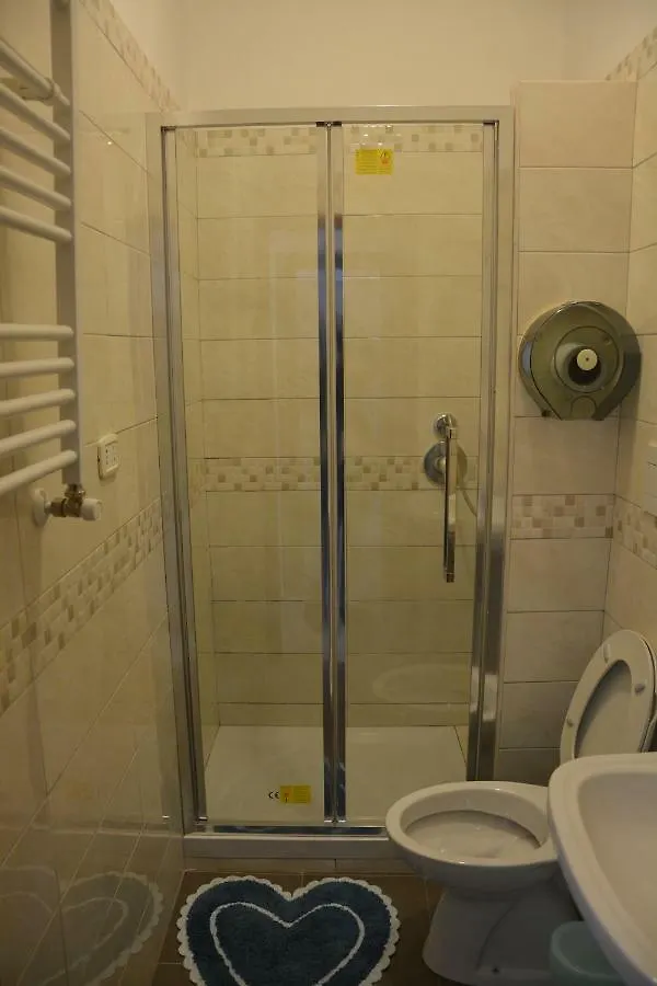 Roma Carina Hotel
