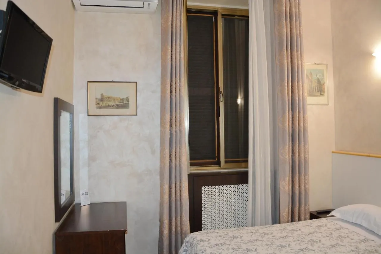 Guest house Roma Carina Hotel
